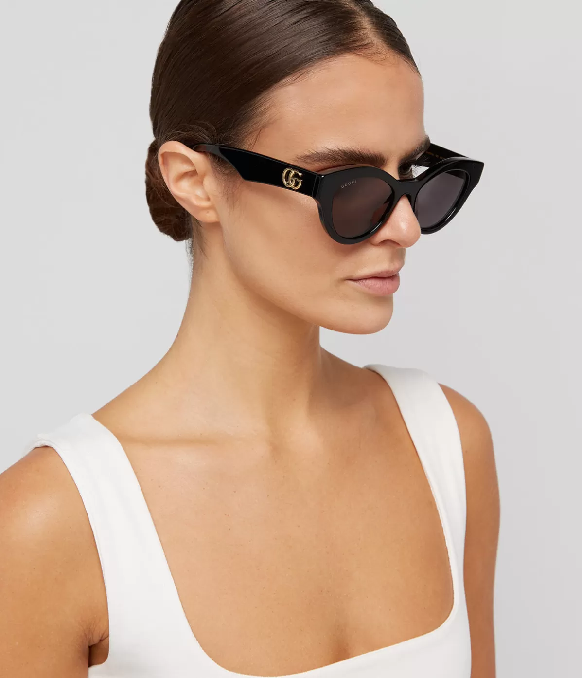 Gucci Cat-eye Tinted Sunglasses in Black New