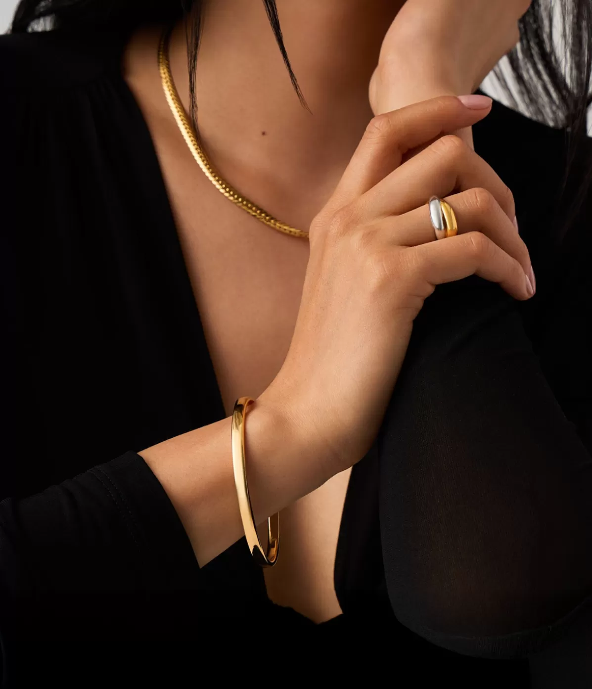 Missoma Classic Bangle in Gold Shop