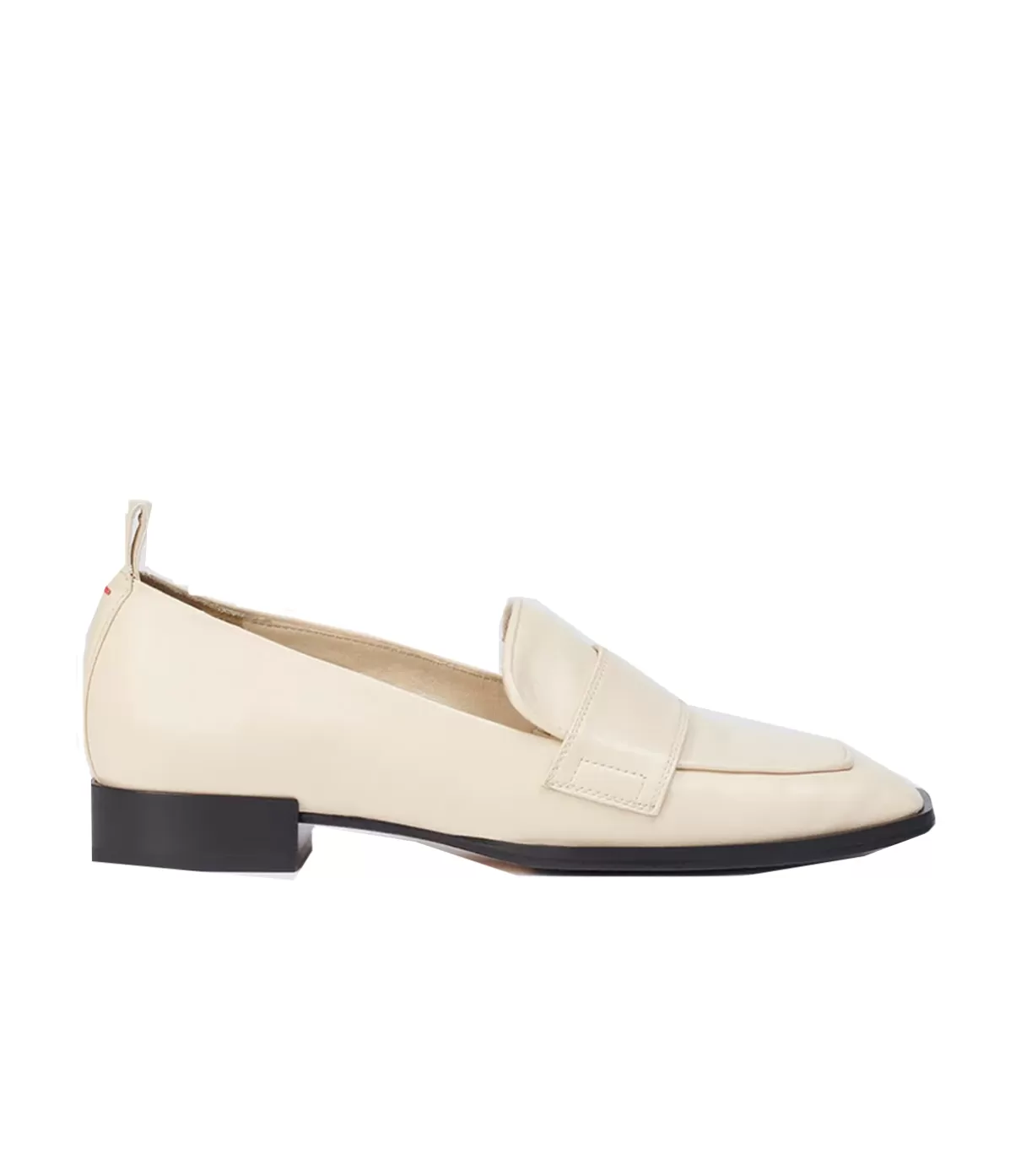 Aeyde Julie Nappa Loafer in Creamy Shop